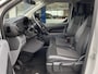 Opel Vivaro 1.5 CDTI L3H1 DC Selection / 6-Persoons / Cruise-Control / Trekhaak / Zijschuifdeur-Rechts / Houten-Vloer / Zijwandbekleding / Apple-Carplay & Android-Auto / Navi / Radio-Bluetooth / Airco / 16'' All-Seasons / ENZ.