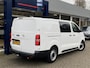 Opel Vivaro 1.5 CDTI L3H1 DC Selection / 6-Persoons / Cruise-Control / Trekhaak / Zijschuifdeur-Rechts / Houten-Vloer / Zijwandbekleding / Apple-Carplay & Android-Auto / Navi / Radio-Bluetooth / Airco / 16'' All-Seasons / ENZ.
