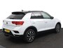 Volkswagen T-Roc 1.5 TSI Style Business Trekhaak | BTW | Rijklaarprijs!