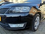 Skoda Rapid Spaceback 1.2 TSI Greentech Style automaat Stoelverwarming,Parkeersensoren,Climate control