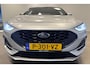 Ford Focus 1.0 EcoBoost Hybrid ST Line Style | Trekhaak | Camera | Car Play | Navi | All-Season | Winter Pack | Keyless