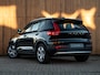 Volvo XC40 2.0 T4 Momentum | Pano-dak | Elektr. stoelen | Stoelverwarming | Camera