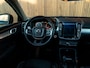 Volvo XC40 2.0 T4 Momentum | Pano-dak | Elektr. stoelen | Stoelverwarming | Camera