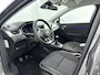 Renault Captur 1.0 TCe 100Pk Bi-Fuel Intens | LPG G3 | Navigatie | Climate Control | Cruise Control | Parkeersensoren Voor & Achter | 360 Camera | Trekhaak | Apple Carplay/Android Auto | Dakrelings |