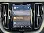Volvo XC60 T6 Plug-in hybrid AWD Plus Dark | Pano dak | 360 camera |Trekhaak