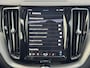 Volvo XC60 T6 Plug-in hybrid AWD Plus Dark | Pano dak | 360 camera |Trekhaak