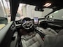 Volvo XC60 T8 Plug-in hybrid Ultra Black Edition | FACELIFT | Luchtvering | 22 Inch | 360° Camera | Head-Up