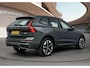Volvo XC60 NEW MODEL T6 Plug-in hybrid AWD Ultra Dark | Luchtvering | Trehaak | Panoramadak | 20 inch LM | PDC V+A en Camera | Blis | HUD | Harman en Kardon |