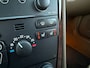 Volvo V70 2.4 Edition Classic Automaat | Leder | Stoelverwarming | Clima | Trekhaak | Xenon | 16" Velgen | PDC | Cruise |