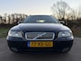 Volvo V70 2.4 Edition Classic Automaat | Leder | Stoelverwarming | Clima | Trekhaak | Xenon | 16" Velgen | PDC | Cruise |