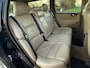 Volvo V70 2.4 Edition Classic Automaat | Leder | Stoelverwarming | Clima | Trekhaak | Xenon | 16" Velgen | PDC | Cruise |