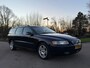 Volvo V70 2.4 Edition Classic Automaat | Leder | Stoelverwarming | Clima | Trekhaak | Xenon | 16" Velgen | PDC | Cruise |
