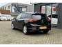 Volkswagen Golf 1.5 eTSI Life Business