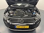 Volkswagen T-Roc 1.5 TSi Sport Trekhaak-Navigatie-Carplay-Adapt.Cr.contr-Camera-Stoelverwarming-Parkeersensoren V+A-Lm16''velgen