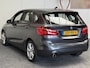 BMW 2-Serie Active Tourer 225XE iPERFORMANCE 136 PK PLUG IN HYBRID NAVIGATIE CRUISE CONTROL ACHTERUITRIJCAMERA STOELVERWARMING BLUETOOTH TELEFOON PARKEERSENSOREN VOOR & ACHTER ZEER MOOI ! 3010 DEK