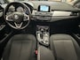 BMW 2-Serie Active Tourer 225XE iPERFORMANCE 136 PK PLUG IN HYBRID NAVIGATIE A RIJ CAMERA STOEL VERWARMING PARKEER SENSOREN VOOR & ACHTER ZEER MOOI !!