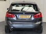 BMW 2-Serie Active Tourer 225XE iPERFORMANCE 136 PK PLUG IN HYBRID NAVIGATIE CRUISE CONTROL ACHTERUITRIJCAMERA STOELVERWARMING BLUETOOTH TELEFOON PARKEERSENSOREN VOOR & ACHTER ZEER MOOI ! 3010 DEK