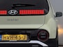 Hyundai Inster Pulse 49 kWh / Dynamische Navigatie / Achteruitrijcamera / Parkeersensoren Voor + Achter / Leder Stuurwiel /