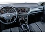 Volkswagen T-Roc 1.0 TSI 115pk Style | Achteruitrijcamera | Trekhaak | Stoelverwarming |