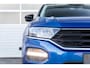 Volkswagen T-Roc 1.0 TSI 115pk Style | Achteruitrijcamera | Trekhaak | Stoelverwarming |