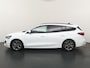 Ford Focus Wagon ST-Line X EcoBoost Hybrid 155 pk | Pano | Trekhaak | Adapt. cruise | Winter Pack  | B&O | Keyless |
