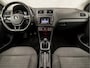 Volkswagen Polo 1.0 Sportline (5 DEURS, SCHERM, BLUETOOTH, AIRCO, LM VELGEN, SPORTSTOELEN, CRUISE, LEDER STUURWIEL, NIEUWSTAAT)