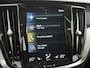 Volvo V60 2.0 T8 Twin Engine AWD Inscription | Panoramadak | Leder | Trekhaak | Camera | Keyless | Memory | Carplay