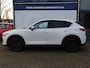 Mazda CX-5 2.0 SkyActiv-G 160 GT-M 4WD 4 seizoenen banden l Trekhaak l Achteruitrij camera l Head-up display l Stoel- en stuurverwarming l Start-stop knop l Automaat