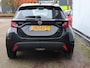 Toyota Yaris Mazda 2 Hybrid 1.5 Agile Stuur- en Stoelverwarming l Apple Carplay/ Android auto l Keyless l Automaat l Parkeercamera l Cruise control l