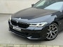 BMW 5-Serie Touring 520i Business Edition Plus M Sport-Pano-19"-Head up-Trekhaak-Leer