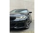 BMW 5-Serie Touring 520i Business Edition Plus M Sport-Pano-19"-Head up-Trekhaak-Leer