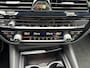 BMW 5-Serie Touring 520i Business Edition Plus M Sport-Pano-19"-Head up-Trekhaak-Leer