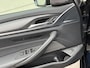 BMW 5-Serie Touring 520i Business Edition Plus M Sport-Pano-19"-Head up-Trekhaak-Leer