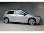 Volkswagen Golf 1.0 eTSI Life DSG | Navigatie Pro | Cruise Control | Lichtmetalen velgen