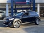 Kia Stonic 1.0 T-GDi Sports Edition / NL-Auto / 1e-Eigenaar / Cruise-Control / Apple-Carplay & Android-Auto / Navi / DAB Radio-Bluetooth / PDC & Camera-Achter / 17'' LMV / All-Season / ENZ.