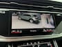 Audi Q8 60 TFSI e 467 PK Quattro Pro Line S-Line Competition SQ8 Diffuser Panoramadak S-Line Sportstoelen Plus Trekhaak Stuurverwarming Stoelverkoeling ACC Audi Exclusive Individueel-lak Rotor Grau!