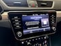 Skoda Superb COMBI 1.4 TSI iV BUSINESS EDITION PHEV NAVIGATIE CRUISE CONTROL CLIMATE CONTROL APPLE CARPLAY/ANDROID BLUETOOTH TELEFOON ACHTERUITRIJCAMERA ZEER MOOI !! Brgl