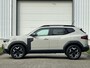 Dacia Duster 1.6 Hybrid 140 Extreme / Fabrieksgarantie 05-2028 / 360 Graden Camera / Stoel & Stuurverwarming / Draadloos Telefoonlader / Climate Control / Apple Carplay & Android Auto / Dode Hoek Detectie /