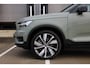 Volvo XC40 Recharge Plus 70 kWh | 20'' Lichtmetalen velgen | Stoelverwarming | Parkeercamera | Parkeersensoren voor + achter | 4 seizoenenbanden | Privacy Glass | Google infotainment
