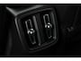 Volvo XC40 Recharge Plus 70 kWh | 20'' Lichtmetalen velgen | Stoelverwarming | Parkeercamera | Parkeersensoren voor + achter | 4 seizoenenbanden | Privacy Glass | Google infotainment