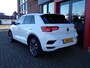 Volkswagen T-Roc 1.5 TSI R-Line Business Virtual cockpit Carplay Stoelverwarming Trekhaak