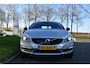 Volvo V60 Cross Country D4 190PK Automaat Summum | Trekhaak | ACC | Blis | Camera | All season | Elektr. stoel | Glazen dak