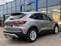 Ford Kuga 2.5 PHEV Titanium 243PK Afn. Trekhaak 2100KG Trekgewicht Adaptieve Cruise 360-Camera Navi Climate Blind-Spot All-seasons *Compleet*