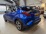 Toyota C-HR 1.8 Hybrid 122pk CVT Active | Navigatie | Camera | Stoel + Stuurverwarming | Cruise control | Blis | Pdc V+A | Rijklaar prijs!