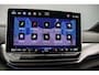 Volkswagen ID.4 Pro Business 286pk Automaat Adaptive cruise control, Elektrische achterklep, LED matrix koplampen, Achteruitrijcamera, Stuurwiel verwarmd, App connect