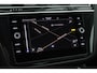 Volkswagen Tiguan 1.5 TSI 150pk DSG 2x R-Line Trekhaak Camera Stoelverwarming Keyless Matrix Led Virtual Cockpit Navigatie