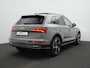 Audi Q5 2.0 TFSI 252 pk S-tronic quattro Sport S-Line Black Edition | Panoramadak | Trekhaak | Fijnnappa leder | Elektr. verstelbare stoelen | Carbon