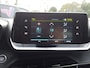 Peugeot e-2008 EV 50kWh 136pk 3-Fase Active Apple Carplay & Android Auto | Cruise & Climate control | Parkeersensoren | Bluetooth | LM-velgen | LED-dagrijverlichting
