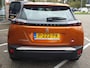 Peugeot e-2008 EV 50kWh 136pk 3-Fase Active Apple Carplay & Android Auto | Cruise & Climate control | Parkeersensoren | Bluetooth | LM-velgen | LED-dagrijverlichting