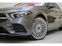 Mercedes-Benz A-klasse 250 e AMG Line | Panoramadak | Sportstoelen | Navigatie | Sfeerverlichting